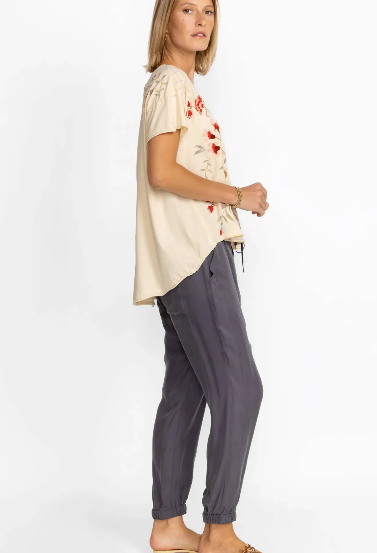 Alice Jogger