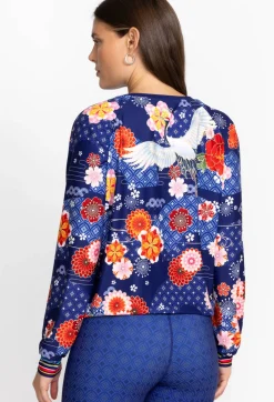Bee Active Ruched Raglan Sleeve Pullover