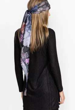 Grey Scarf