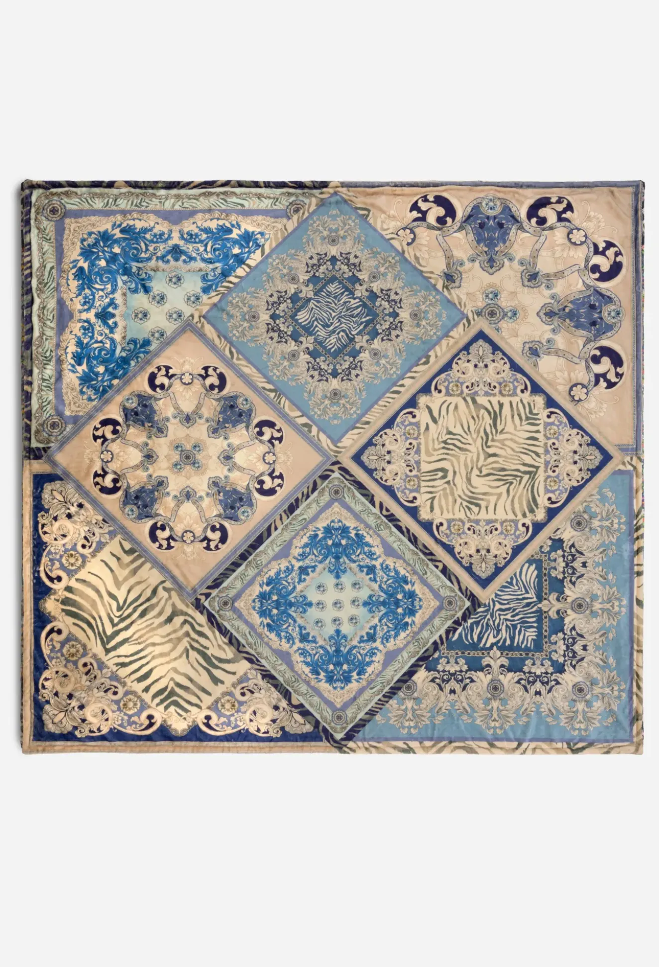 Laurel Canyon Cozy Blanket