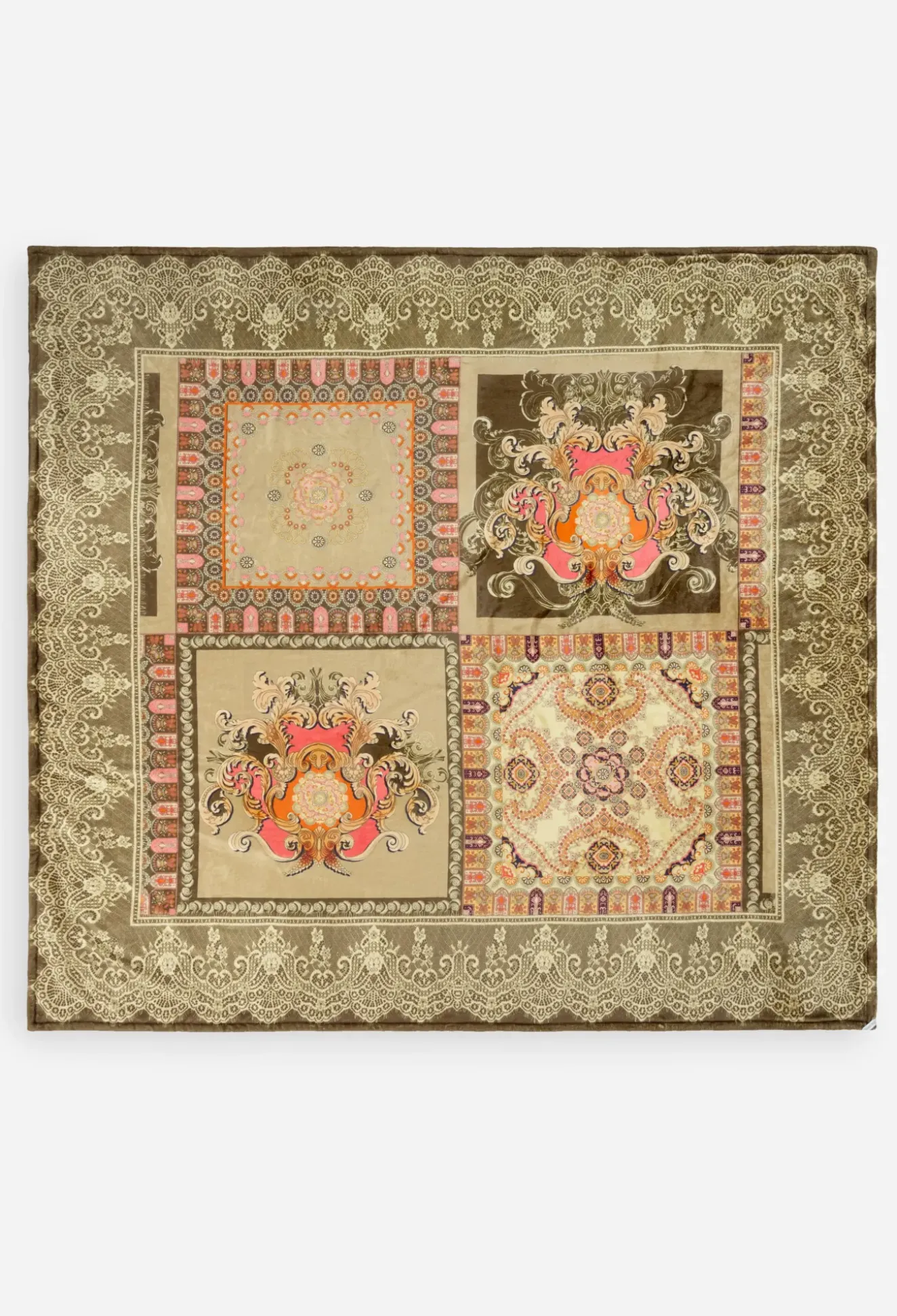 Laurel Canyon Cozy Blanket