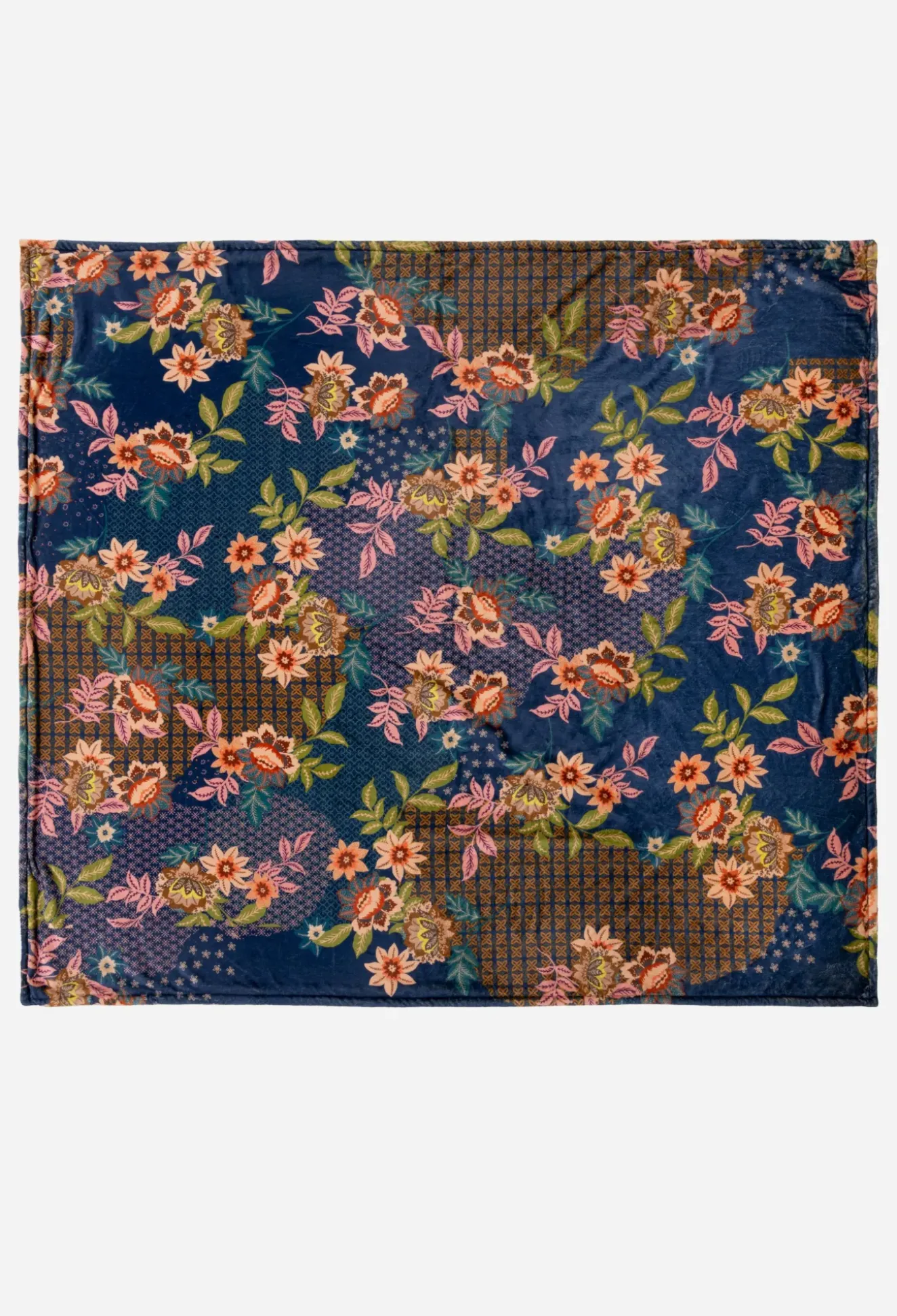 Laurel Canyon Cozy Blanket