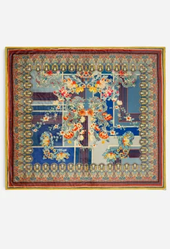 Laurel Canyon Cozy Blanket