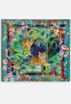 Laurel Canyon Cozy Blanket