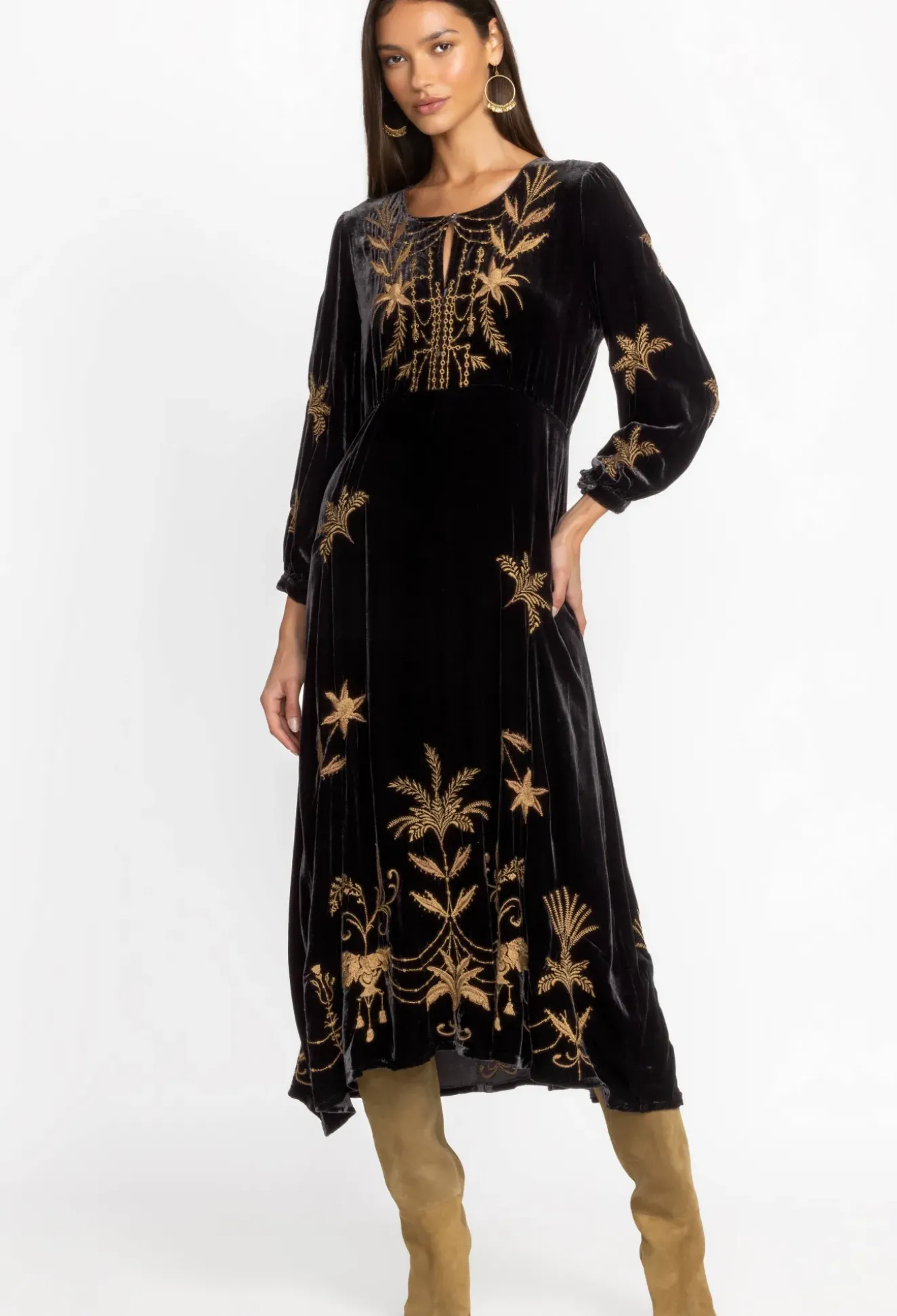 Palmira Velvet Effortless Midi Dress