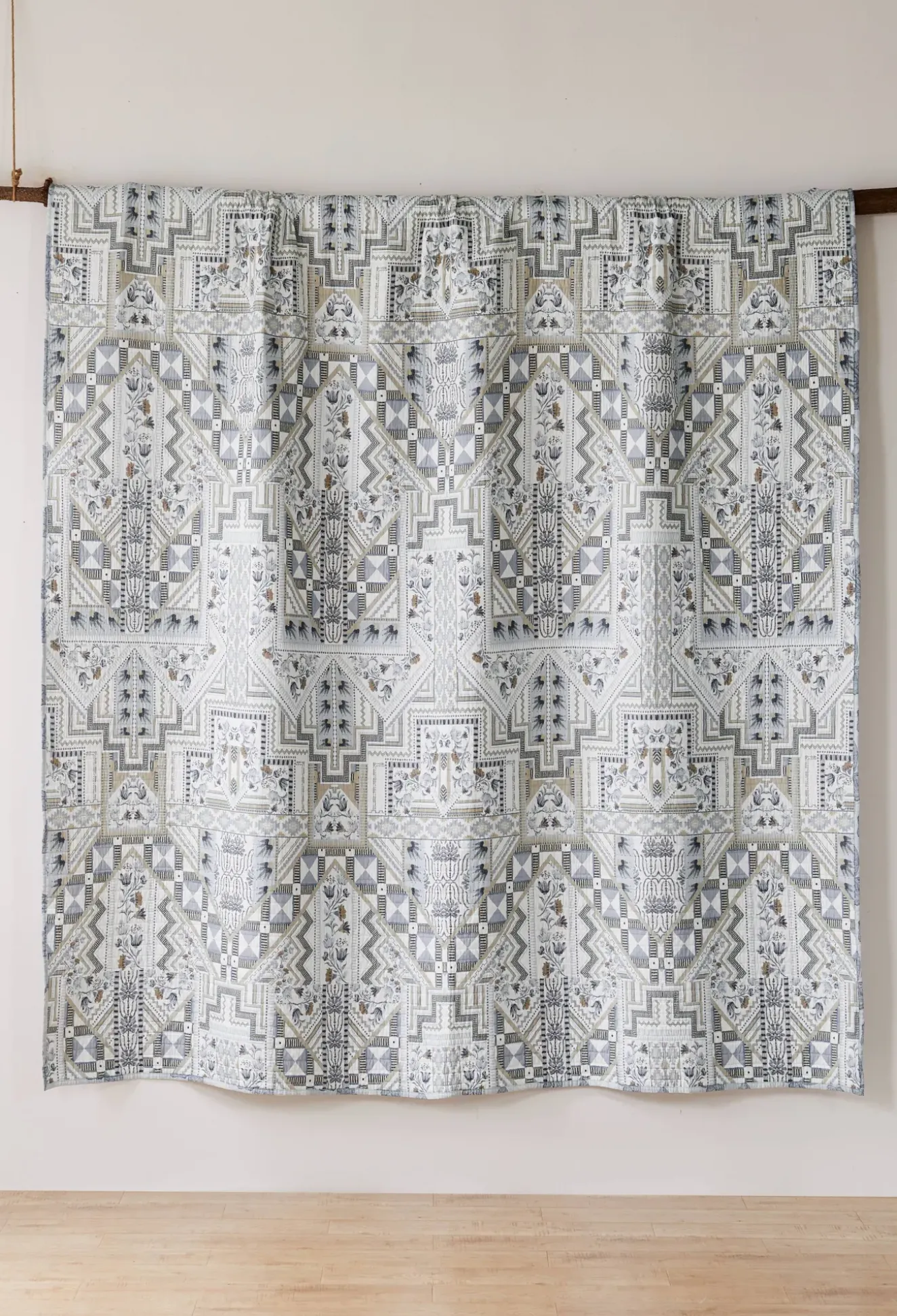 Santa Fe Reversible Quilt King