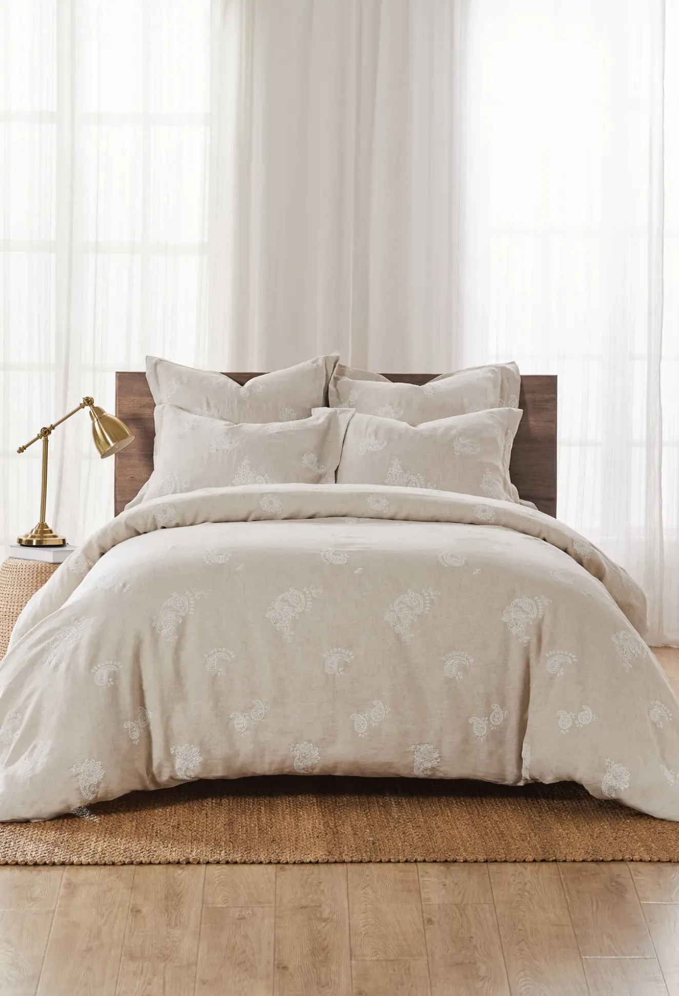 Skyler Eyelet Linen Duvet King
