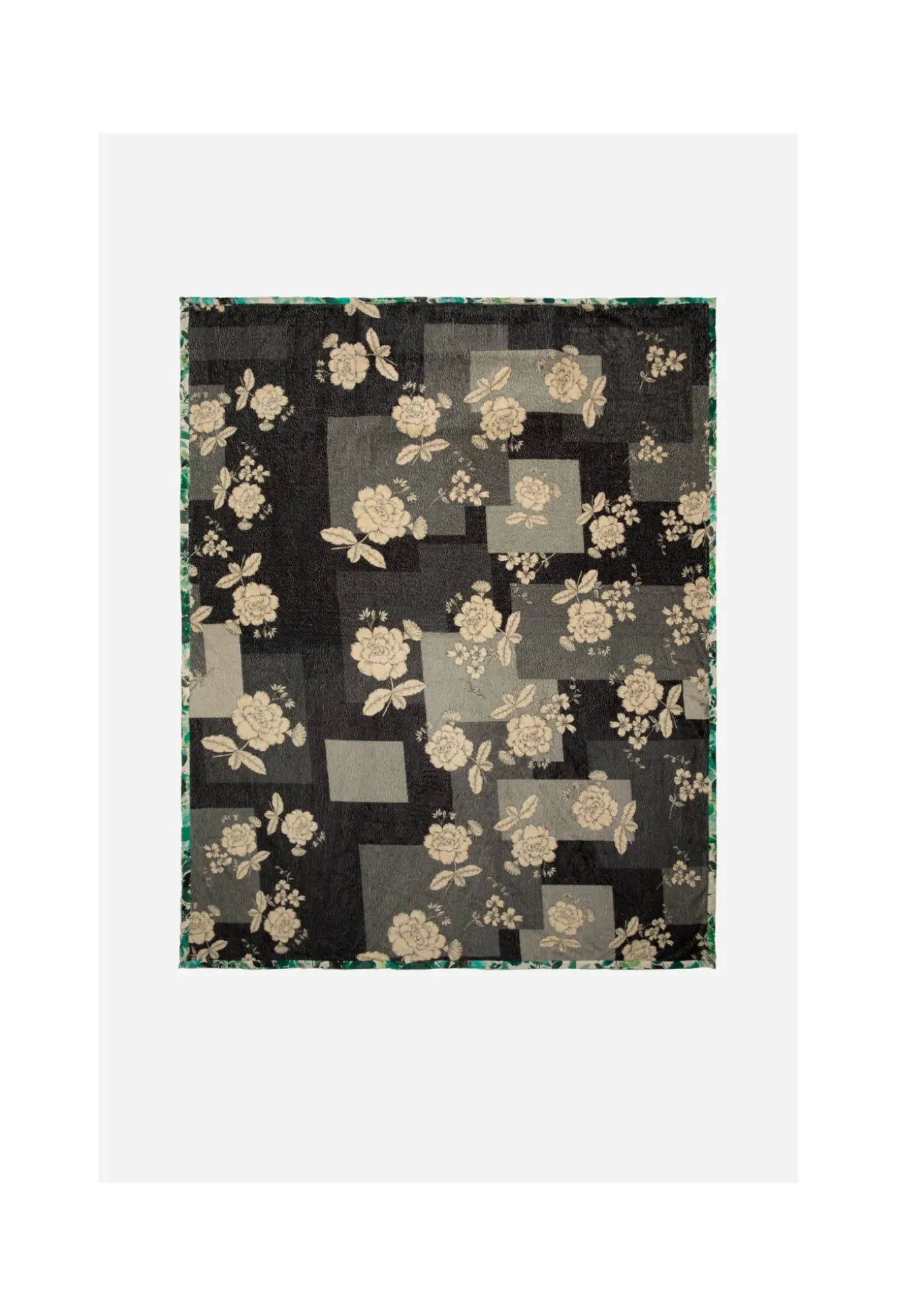 Willa Travel Blanket
